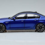 BMW M5 F90 Marina Bay Albastru Norev 1:18 - image 4 of 7