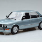 BMW M535i E12 Albastru Norev 1:18