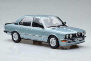 BMW M535i E12 Albastru Norev 1:18 183269 Metal - imaginea 4 din 6