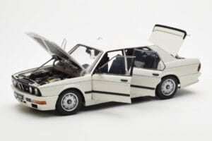 BMW M535i E28 Alpine Alb AUTOart 1:18 75161 Metal - imaginea 2 din 10