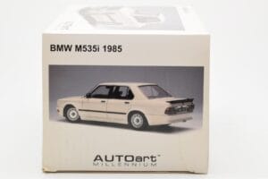 BMW M535i E28 Alpine Alb AUTOart 1:18 75161 Metal - imaginea 8 din 10