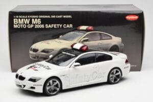 BMW M6 E63 MotoGP Safety Car 2006 Kyosho 1:18 08707GPB Metal - imaginea 8 din 8