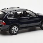 BMW X5 4.4i E53 Albastru Închis Kyosho 1:18 - image 3 of 8