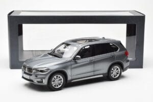 BMW X5 F15 Space Gri Paragon 1:18 80432318988 Metal - imaginea 8 din 8
