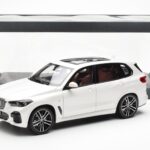 BMW X5 G05 Alb Paragon 1:18 - image 8 of 8