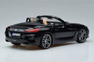 BMW Z4 G29 Negru Metalizat Norev 1:18 183272 Metal - imaginea 3 din 7