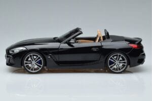 BMW Z4 G29 Negru Metalizat Norev 1:18 183272 Metal - imaginea 4 din 7