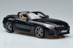 BMW Z4 G29 Negru Metalizat Norev 1:18 183272 Metal - imaginea 5 din 7