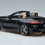 BMW Z4 G29 Negru Metalizat Norev 1:18 183272 Metal - image 6 of 7