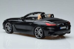 BMW Z4 G29 Negru Metalizat Norev 1:18 183272 Metal - imaginea 6 din 7