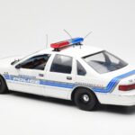 Chevrolet Caprice Sebring Poliție UT Models 1:18 - image 5 of 6