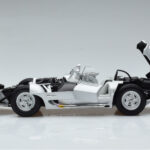 Chevrolet Corvette C1 Stingray Concept AUTOart 1:18 - image 4 of 8