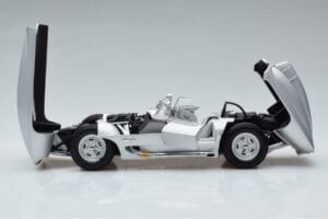 Chevrolet Corvette C1 Stingray Concept AUTOart 1:18 71000 Metal - imaginea 4 din 8
