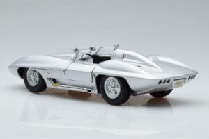 Chevrolet Corvette C1 Stingray Concept AUTOart 1:18 71000 Metal - imaginea 7 din 8