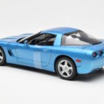 Chevrolet Corvette C5 Albastru Metalic UT Models 1:18 - image 5 of 6