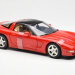 Chevrolet Corvette C5 Hardtop Roșu UT Models 1:18 - image 4 of 6