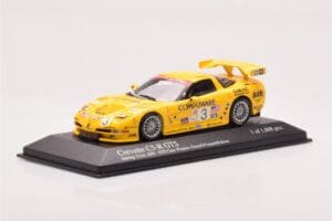 Chevrolet Corvette C5R #3 O. Gavin / J. O'Connell / R. Fellows Sebring 12 Hours 2003 Minichamps 1:43 400031403 Metal - imaginea 2 din 4