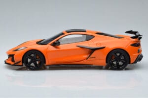 Chevrolet Corvette C8 Z06 Portocaliu GT Spirit 1:18 GT417 Rășină - imaginea 3 din 6
