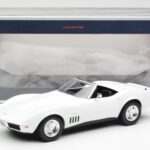 Chevrolet Corvette C3 Cabriolet Can-Am Alb Norev 1:18 - image 6 of 6