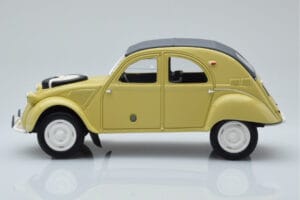 Citroen 2CV Sahara Galben Otto 1:18 OT1027 Rășină - imaginea 3 din 6