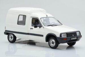 Citroen C15 D Alb Otto 1:18 OT956 Rășină - imaginea 4 din 6