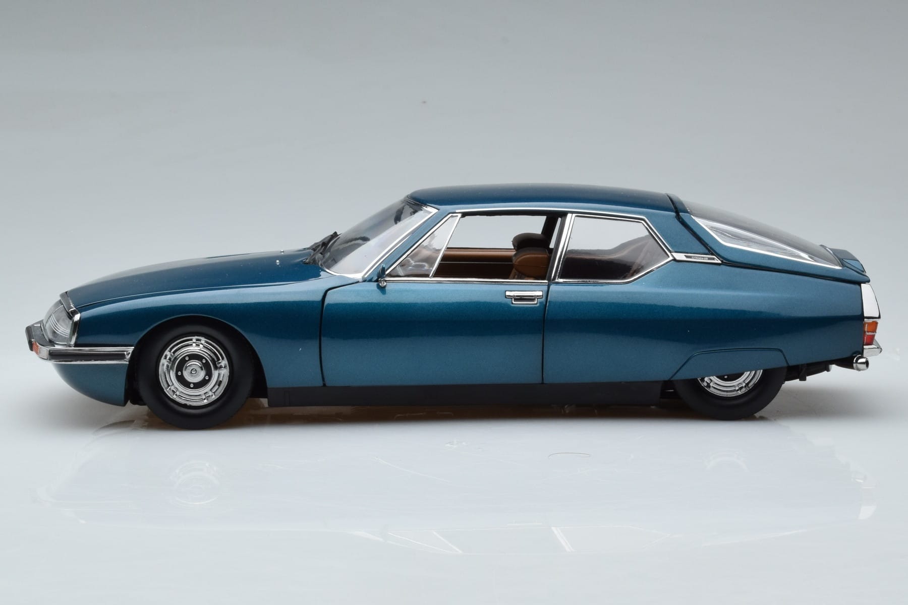 Citroen SM Tropiques Verde Norev 1:18 181733 Metal - imaginea 5 din 8