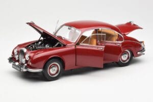 Daimler 250 V8 Roșu Paragon 1:18 PA-98312 Metal - imaginea 2 din 8