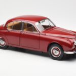 Daimler 250 V8 Roșu Paragon 1:18 PA-98312 - image 6 of 8