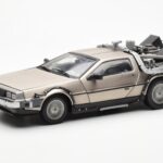 DeLorean DMC-12 Time Machine Back to the Future Argintiu Sun Star 1:18