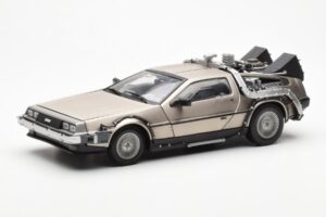 DeLorean DMC-12 Time Machine Back to the Future Argintiu Sun Star 1:18