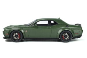 Dodge Challenger R/T SCAT Pack Widebody Verde GT Spirit 1:18 GT815 Rășină - imaginea 3 din 5