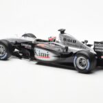 McLaren MP4/17D #6 K. Raikkonen F1 2003 Hot Wheels 1:18 B1650 - image 4 of 6