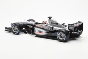 McLaren MP4/17D #6 K. Raikkonen F1 2003 Hot Wheels 1:18 B1650 Metal - imaginea 4 din 6