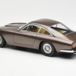 Ferrari 250 GT Lusso Maro Metalizat KK-Scale 1:18 181023 - image 5 of 6