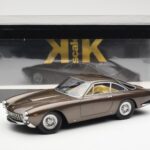 Ferrari 250 GT Lusso Maro Metalizat KK-Scale 1:18 181023 - image 6 of 6