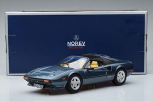 Ferrari 308 GTS Albastru Norev 1:18 187933 Metal - imaginea 7 din 7