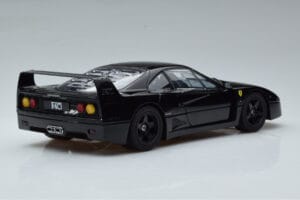 Ferrari F40 Lightweight Negru Kyosho 1:18 08412BK Metal - imaginea 3 din 12