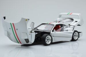 Ferrari F40 Alb Perlat Italy Kyosho 1:18 08416PWT-G Metal - imaginea 2 din 8