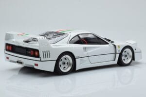 Ferrari F40 Alb Perlat Italy Kyosho 1:18 08416PWT-G Metal - imaginea 3 din 8