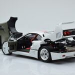 Ferrari F40 Alb Perlat Italy Kyosho 1:18 - image 5 of 8