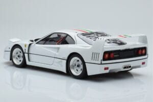Ferrari F40 Alb Perlat Italy Kyosho 1:18 08416PWT-G Metal - imaginea 7 din 8