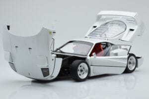 Ferrari F40 Alb Perlat Kyosho 1:18 08416PW-G Metal - imaginea 2 din 8