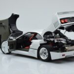 Ferrari F40 Alb Perlat Kyosho 1:18 - image 5 of 8