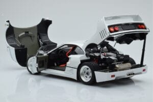 Ferrari F40 Alb Perlat Kyosho 1:18 08416PW-G Metal - imaginea 5 din 8