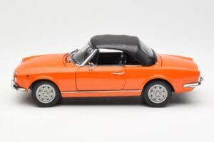 Fiat 124 BS Portocaliu Sun Star 1:18 4906 Metal - imaginea 4 din 8