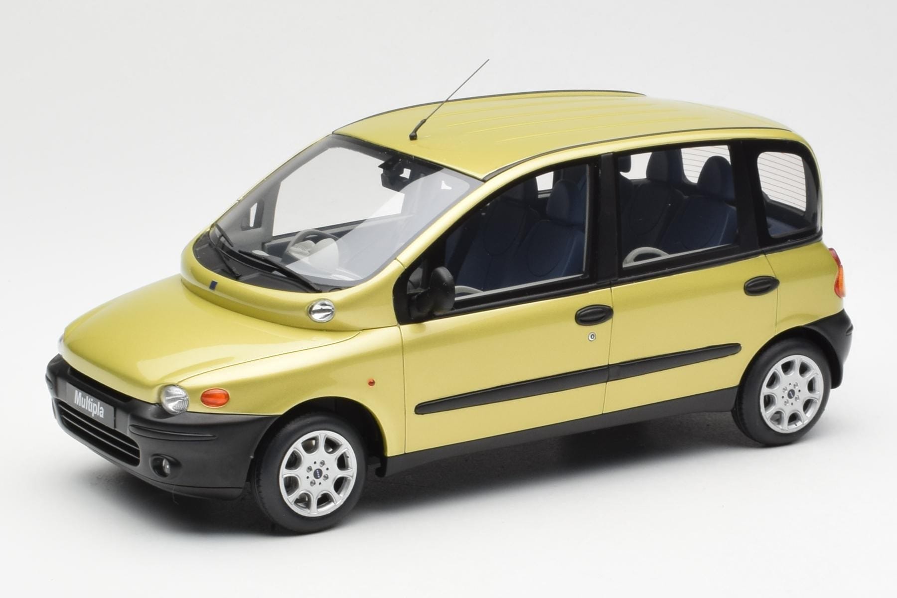 Fiat Multipla Galben Otto 1:18 OT1047 Rășină