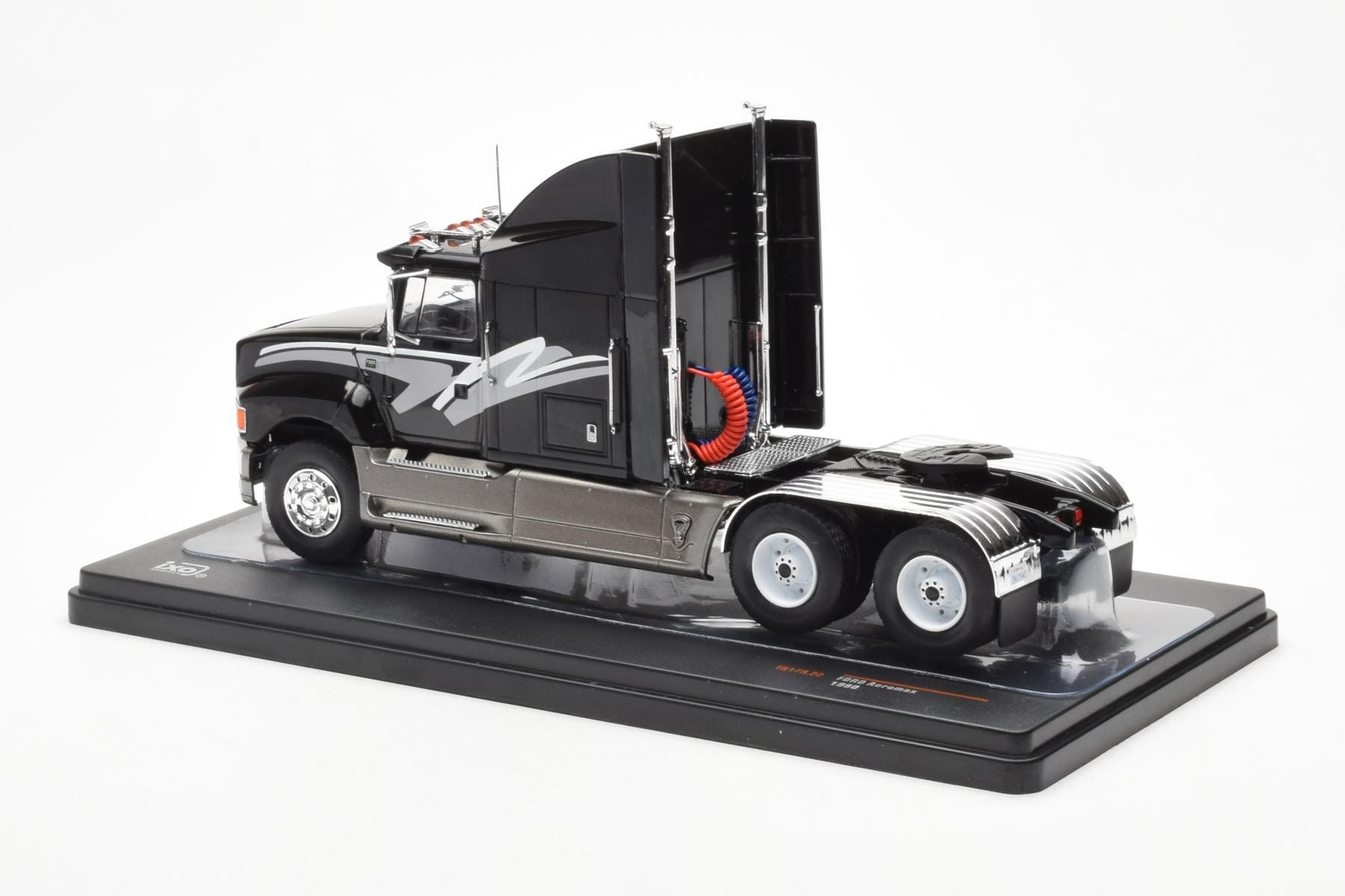 Ford Aeromax Negru IXO 1:43 TR179 Metal - imaginea 2 din 4