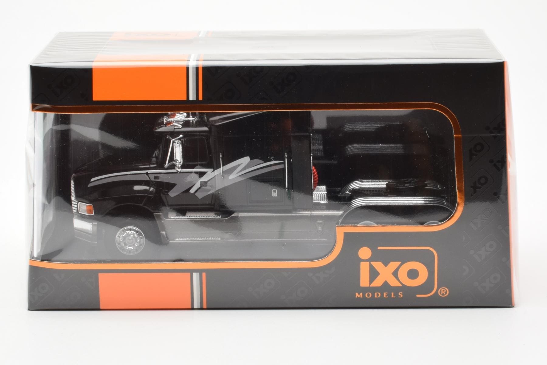 Ford Aeromax Negru IXO 1:43 TR179 Metal - imaginea 4 din 4