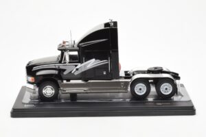 Ford Aeromax Negru IXO 1:43 TR179