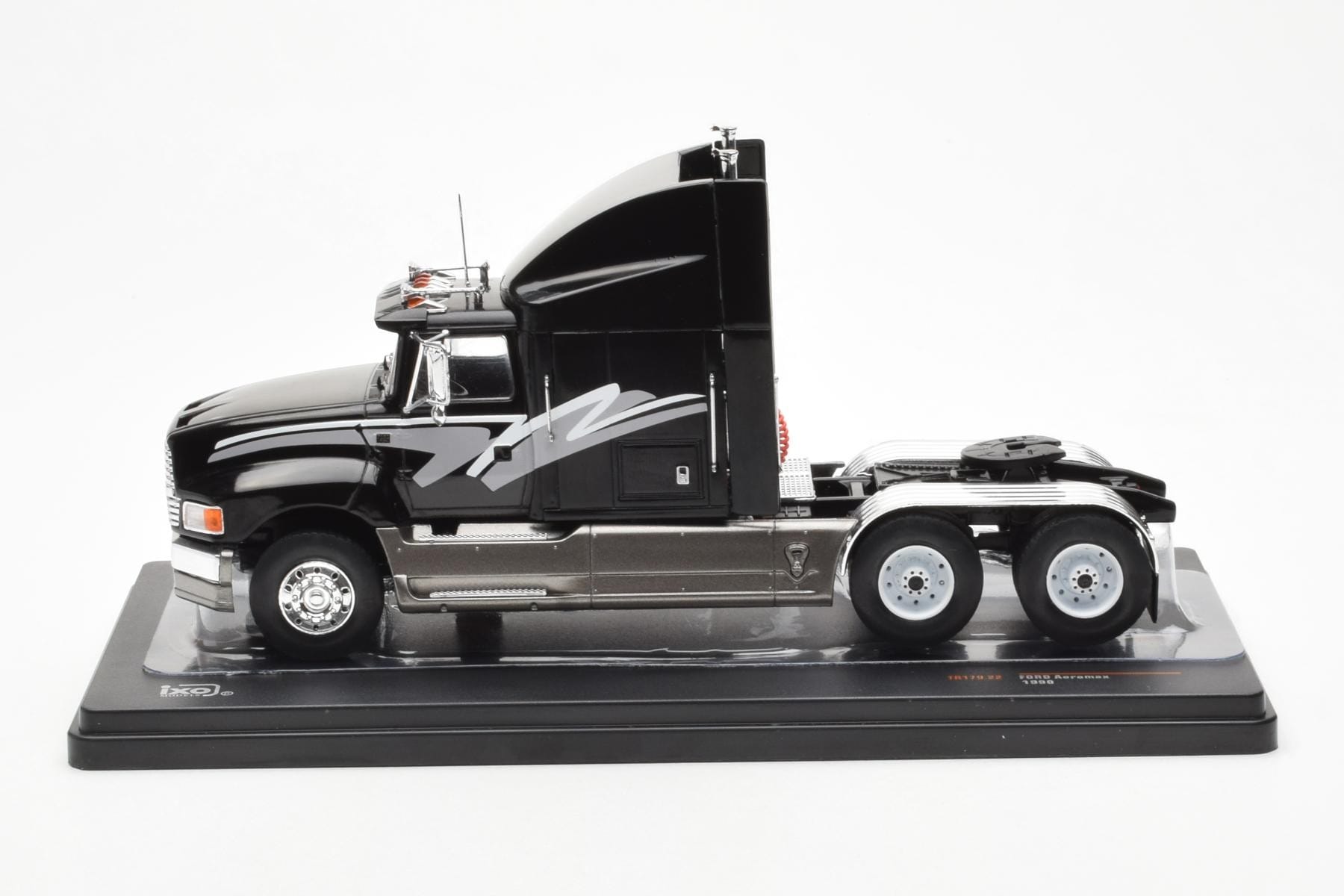 Ford Aeromax Negru IXO 1:43 TR179 Metal